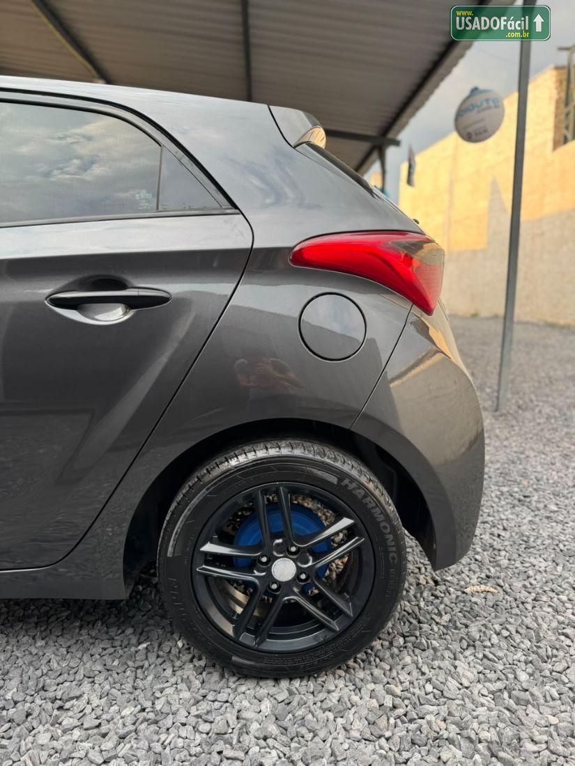 Hyundai HB20 Hatch Unique 1.0 Mecânico Flex 2013/2014 — foto 8 de 20