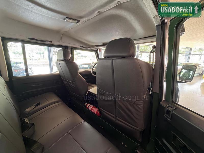 LAND ROVER Defender 130 TDI CD Diesel 2005/2005 — foto 11 de 13