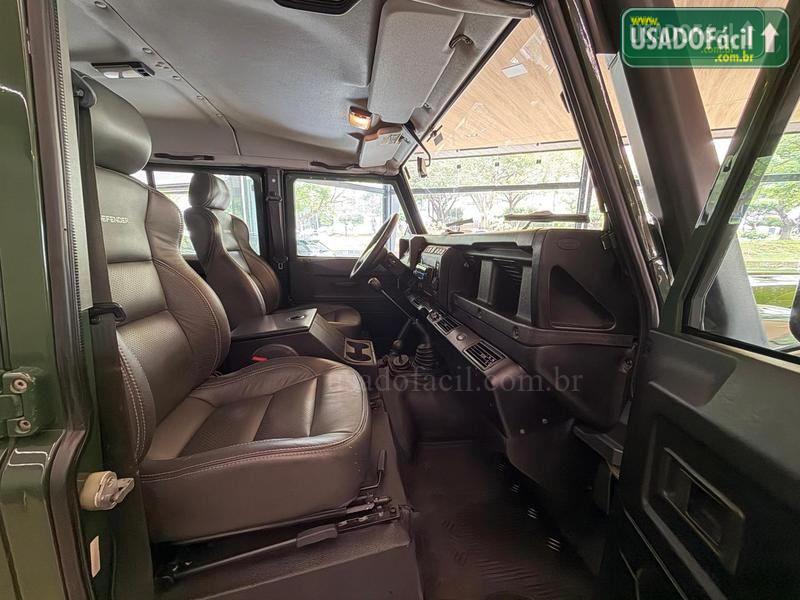 LAND ROVER Defender 130 TDI CD Diesel 2005/2005 — foto 13 de 13