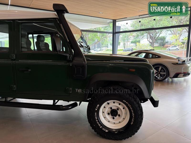 LAND ROVER Defender 130 TDI CD Diesel 2005/2005 — foto 5 de 13