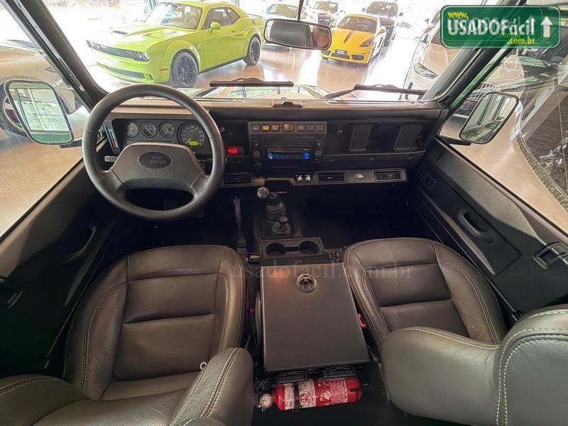 LAND ROVER Defender 130 TDI CD Diesel 2005/2005 — foto 8 de 13
