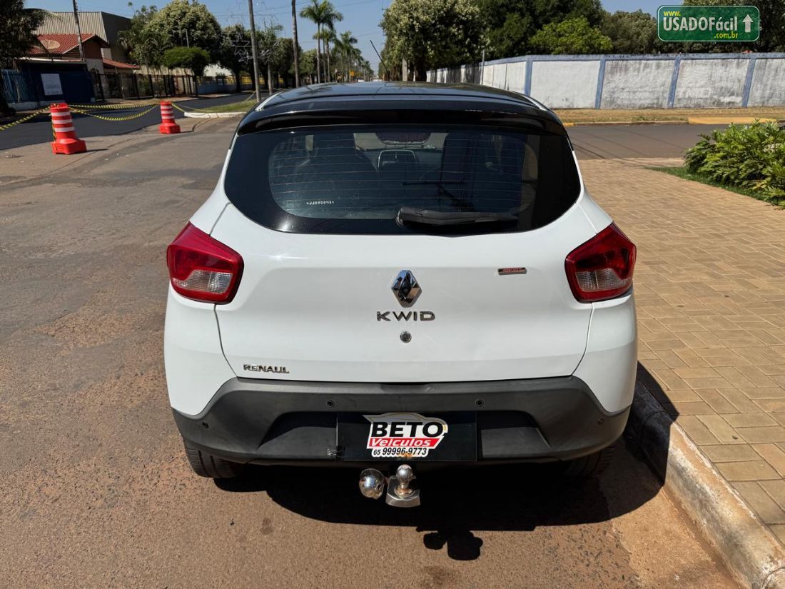 Renault Kwid Intense 1.0 Mecânico Flex 2017/2018 — foto 9 de 12