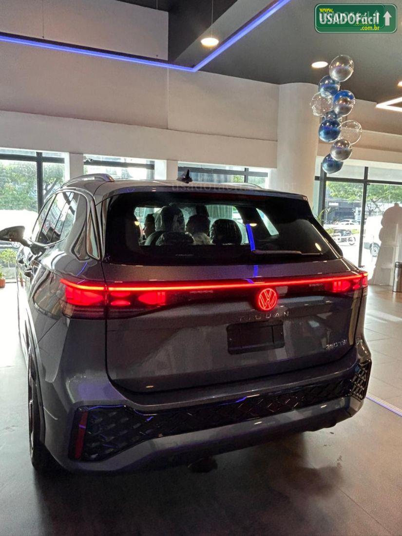 VOLKSWAGEN Tiguan R-Line 2.0 350 TSI 4Motion Automático 2026/2026 — foto 17 de 21