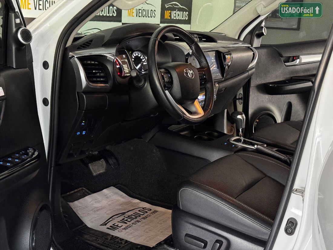 Toyota Hilux SRX CD 2.8 4x4 TDI Automático Diesel 2025/2025 — foto 2 de 10