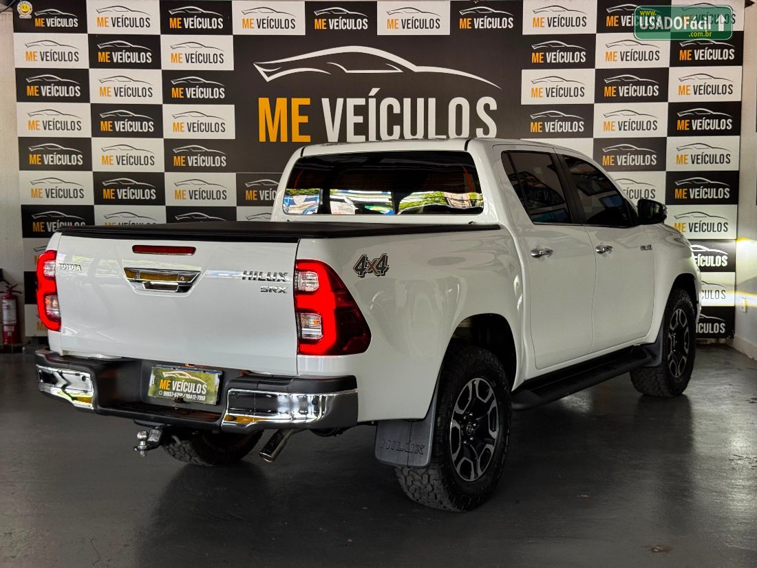 Toyota Hilux SRX CD 2.8 4x4 TDI Automático Diesel 2025/2025 — foto 3 de 10