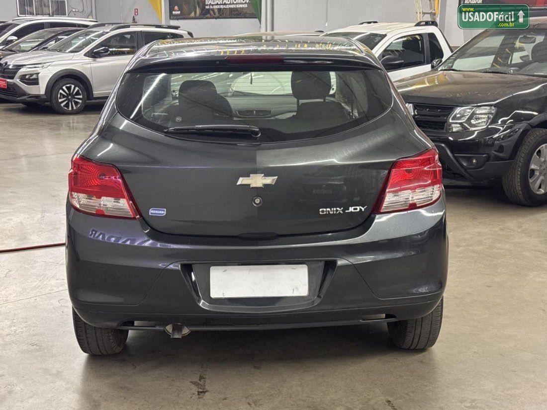 CHEVROLET/GM Onix Joy Hatch 1.0 Mecânico Flex 2016/2017 — foto 6 de 9
