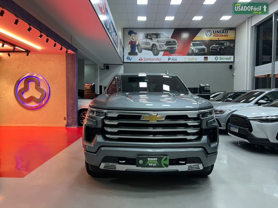 CHEVROLET/GM Silverado High Country 5.3 V8 AWD Automático 2024/2025 — foto 2 de 11