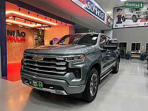 Silverado High Country 5.3 V8 Awd Automático 2024/2025 em Campo Verde - MT