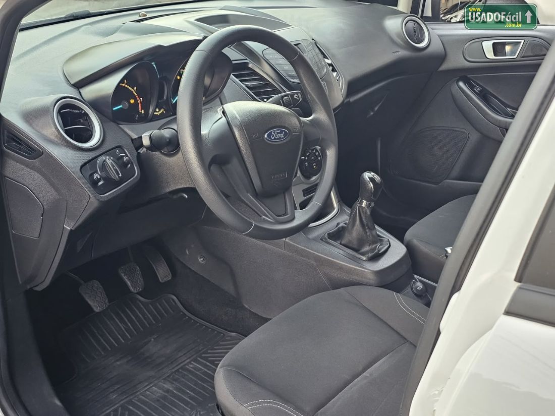 Ford Fiesta Hatch 1.5 Mecânico 5P Flex 2013/2014 — foto 12 de 16