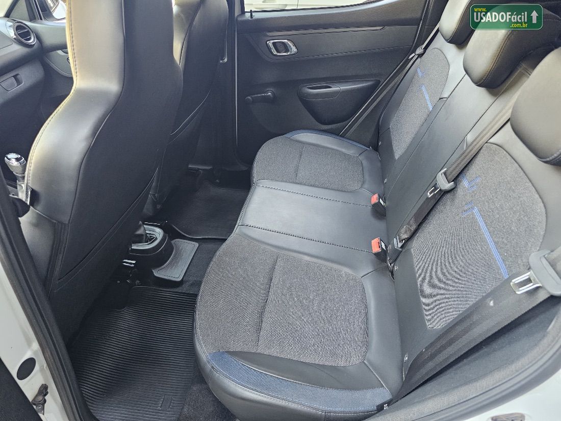Renault Kwid Intense 1.0 Mecânico Flex 2024/2025 — foto 14 de 16