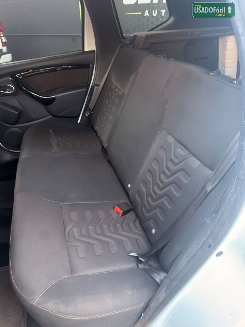 Renault Duster Dynamique 1.6 Mecânico Flex 2018/2019 — foto 12 de 12