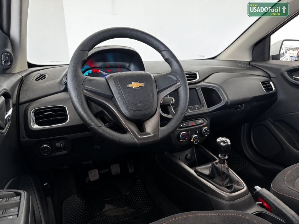 CHEVROLET/GM Onix Hatch LTZ 1.4 Mecânico Flex 2013/2014 — foto 8 de 12