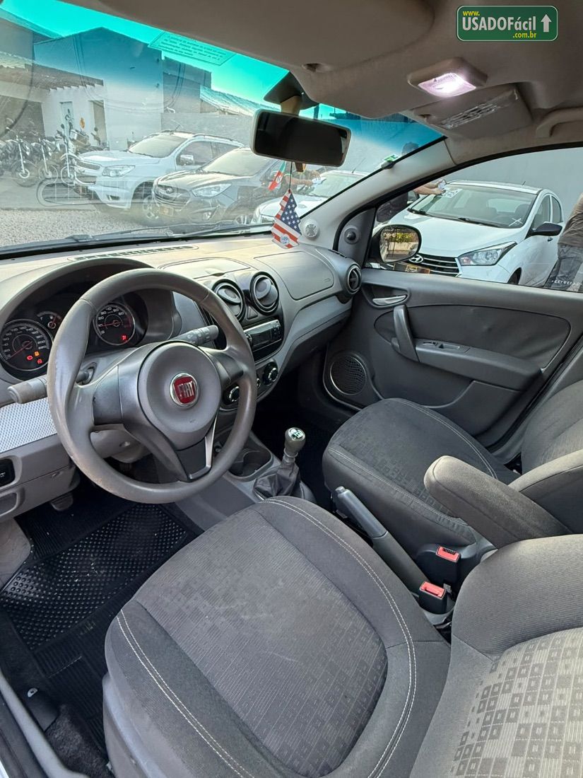 Fiat Palio Attractive 1.0 EVO Fire Flex 5P 2015/2016 — foto 12 de 12