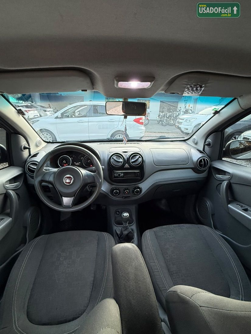 Fiat Palio Attractive 1.0 EVO Fire Flex 5P 2015/2016 — foto 7 de 12