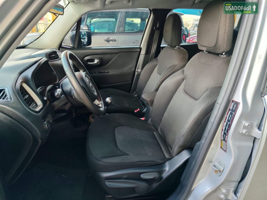 JEEP Renegade 1.8 4x2 Mecânico Flex 2017/2017 — foto 9 de 11