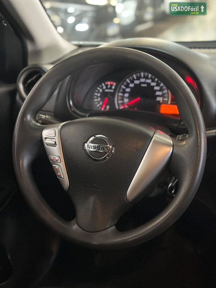 Nissan Versa 1.0 Mecânico FlexStart 2018/2019 — foto 18 de 19