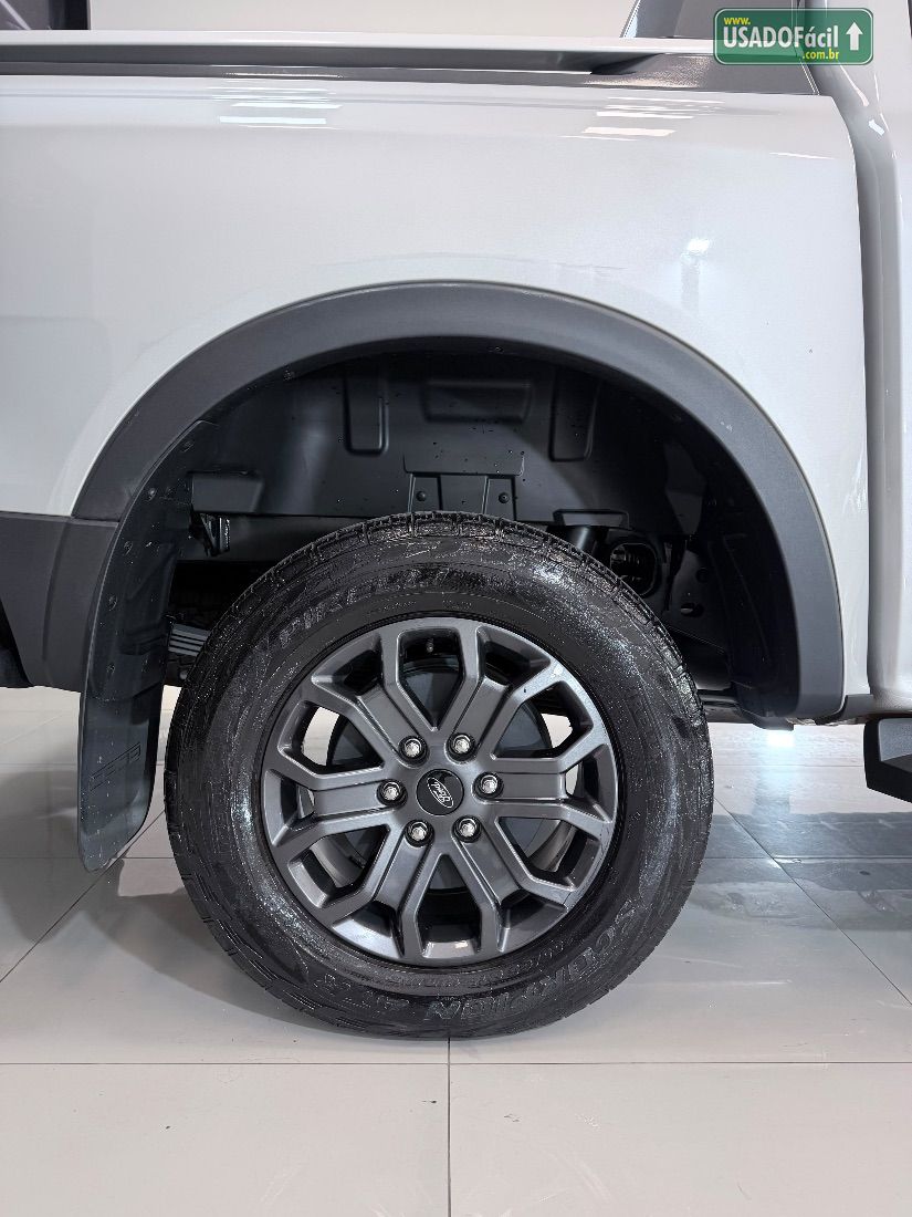 Ford Ranger Black CD 2.0 4x2 Turbo Automático Diesel 2025/2026 — foto 13 de 19