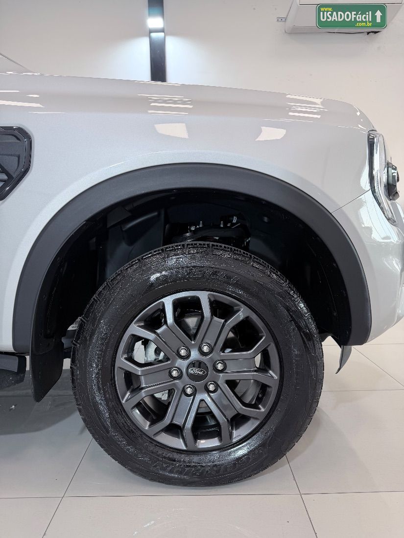 Ford Ranger Black CD 2.0 4x2 Turbo Automático Diesel 2025/2026 — foto 14 de 19