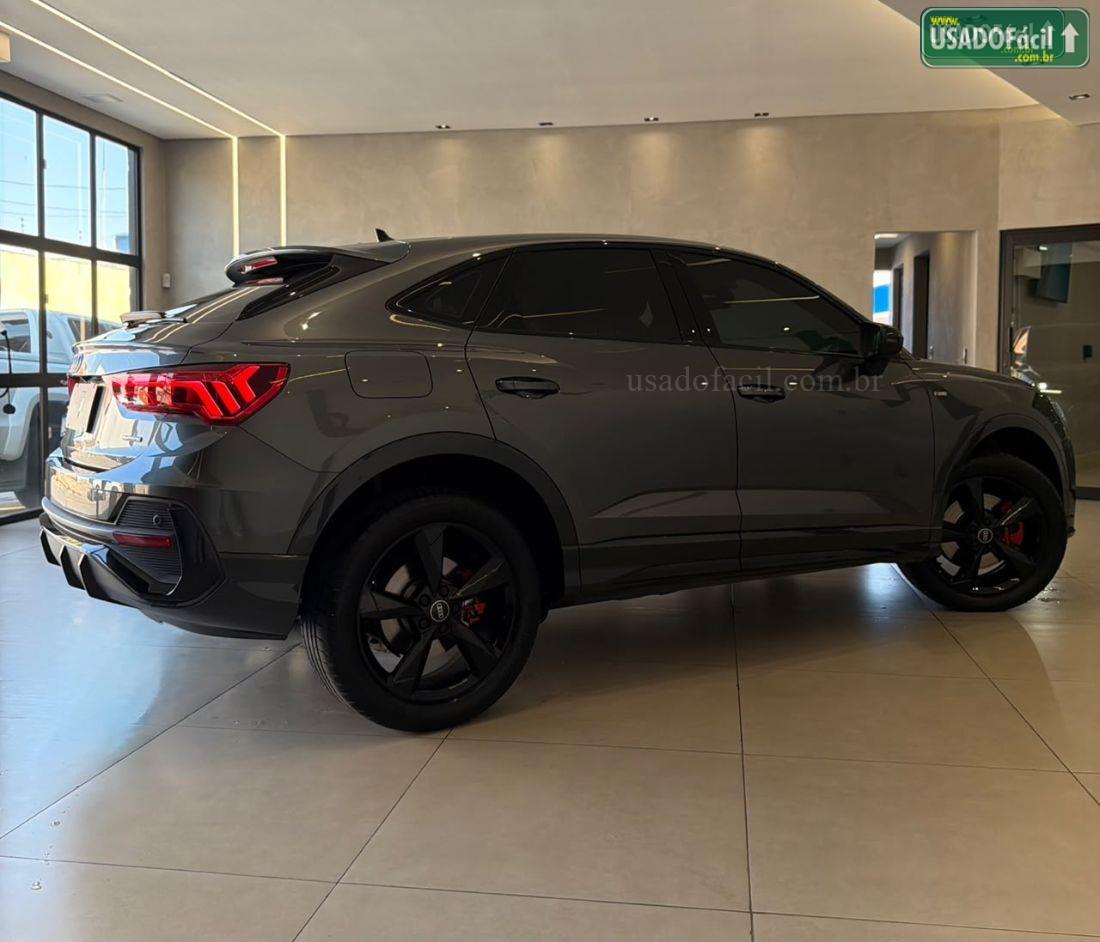 AUDI Q3 Performance black 2.0 TFSI Tiptronic Quattro 2022/2023 — foto 6 de 19