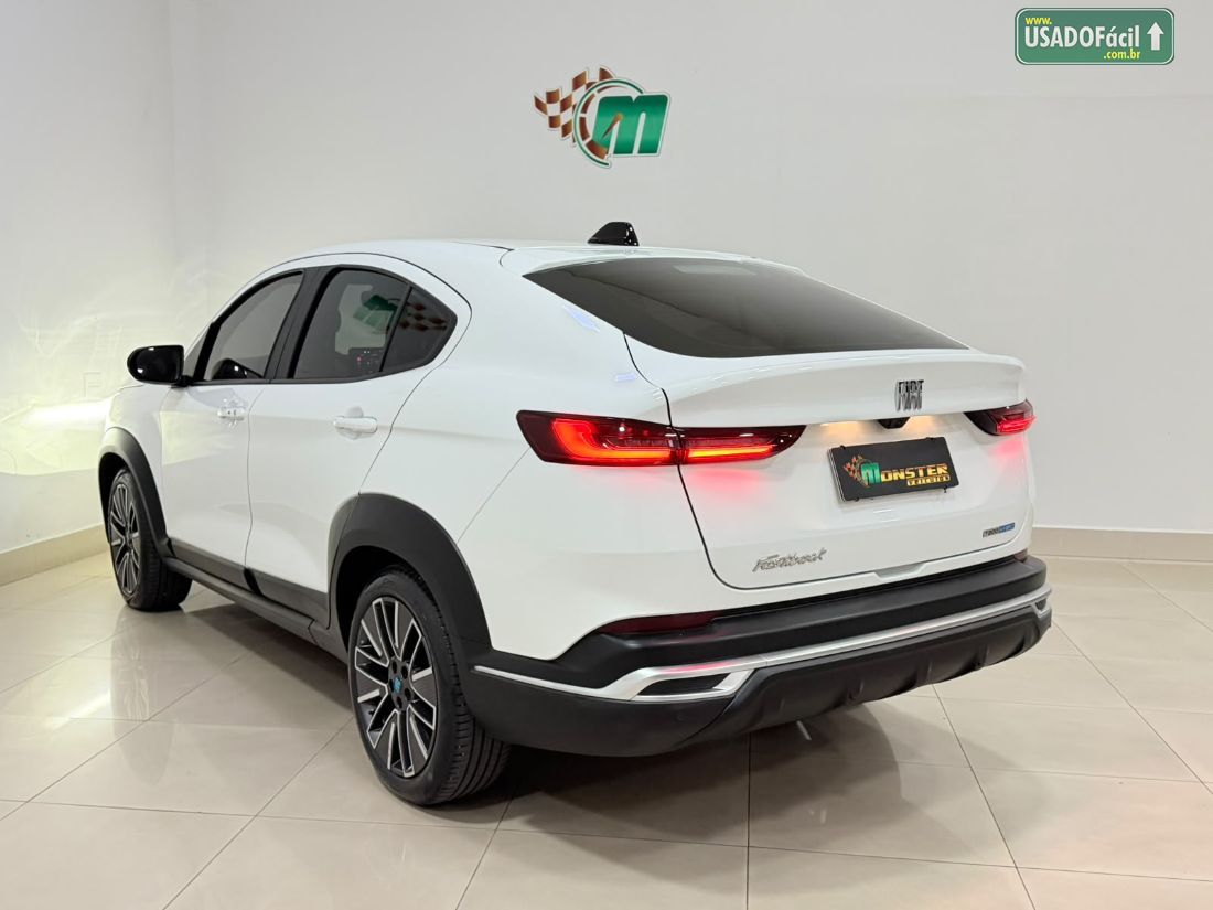 Fiat Fastback Audace 200 Turbo Automático Híbri­do 2025/2026 — foto 4 de 15