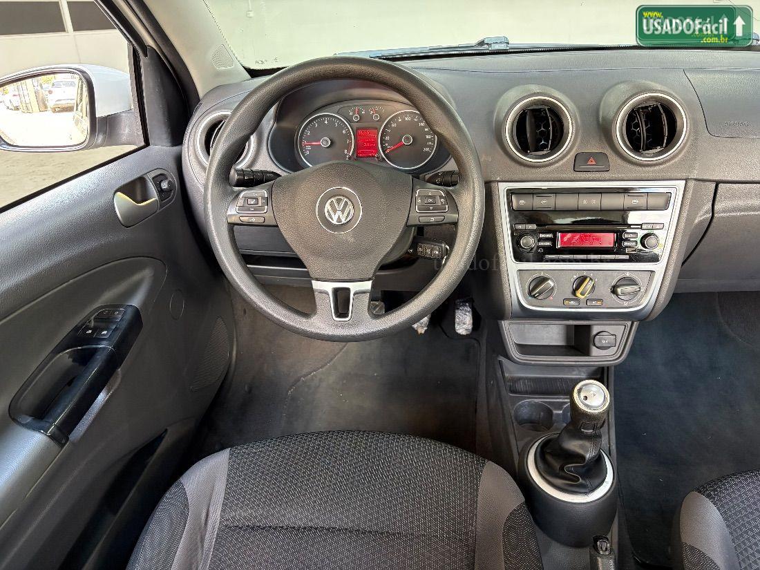 VOLKSWAGEN Voyage Comfortline 1.6 Total Flex 2014/2015 — foto 11 de 19
