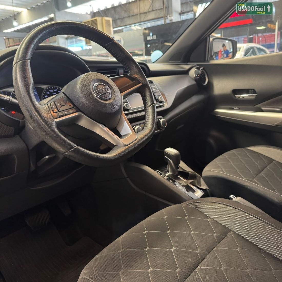 Nissan Kicks SV 1.6 Automático FlexStar 2017/2018 — foto 10 de 15