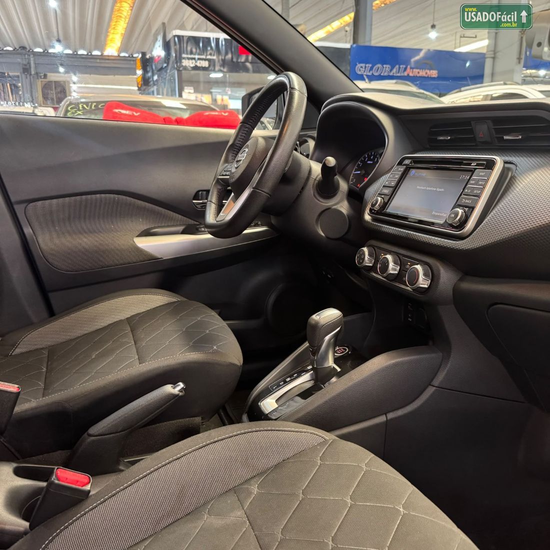 Nissan Kicks SV 1.6 Automático FlexStar 2017/2018 — foto 11 de 15