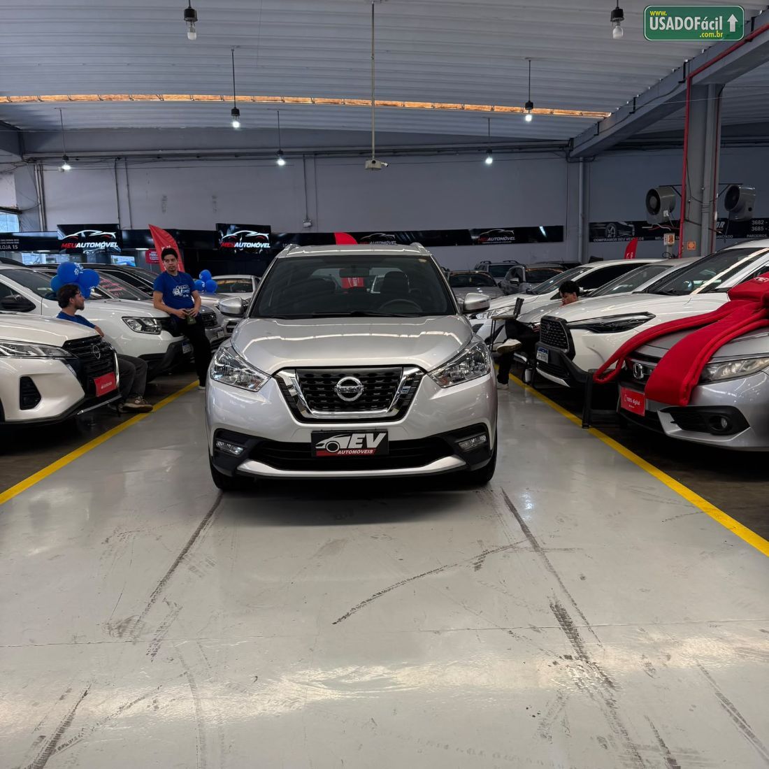 Nissan Kicks SV 1.6 Automático FlexStar 2017/2018 — foto 3 de 15
