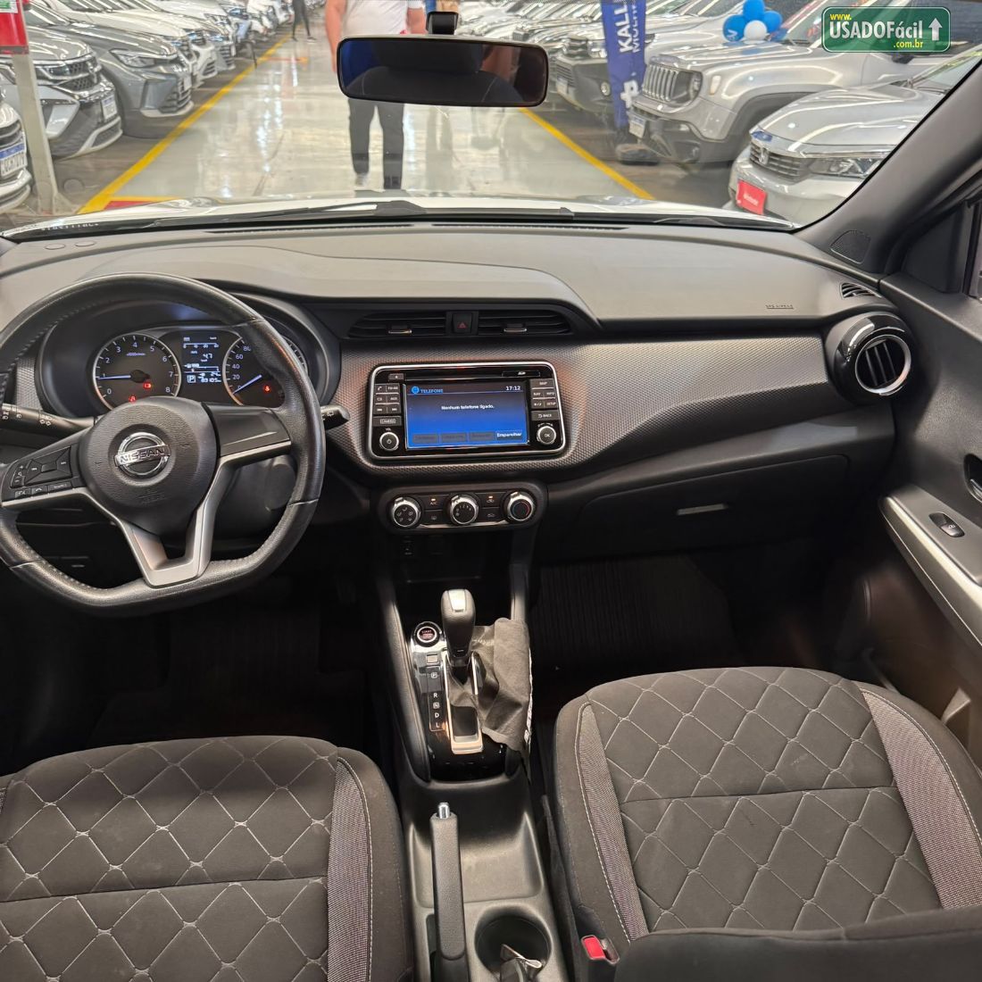 Nissan Kicks SV 1.6 Automático FlexStar 2017/2018 — foto 8 de 15