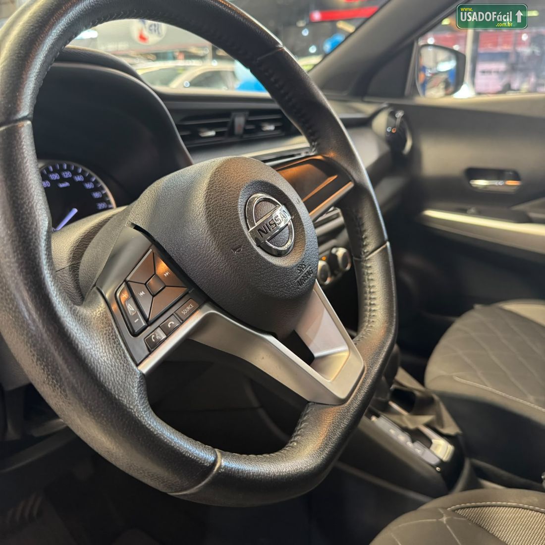 Nissan Kicks SV 1.6 Automático FlexStar 2017/2018 — foto 9 de 15