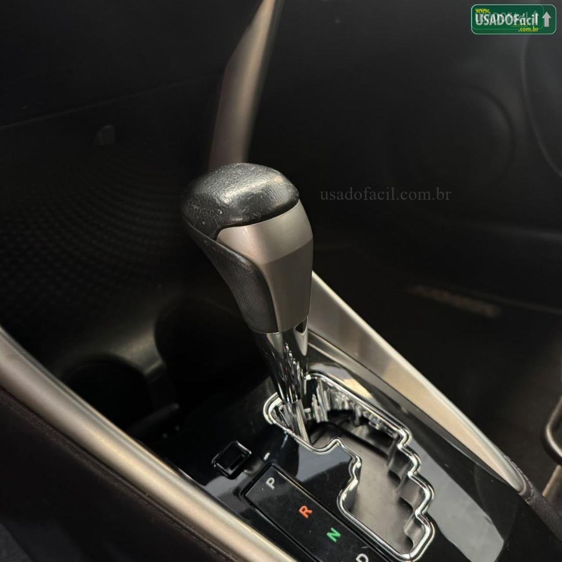 TOYOTA Yaris Hatch XS 1.5 Automático Flex 2018/2019 — foto 14 de 16
