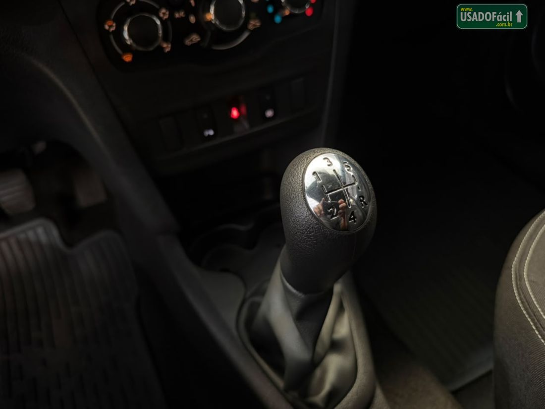 Renault Logan Zen 1.0 Mecânico Flex 2024/2025 — foto 12 de 18
