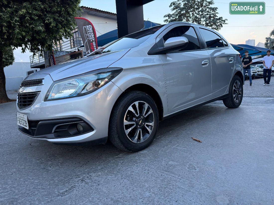 CHEVROLET/GM Onix Hatch LTZ 1.4 Automático Flex 2014/2015 — foto 4 de 11