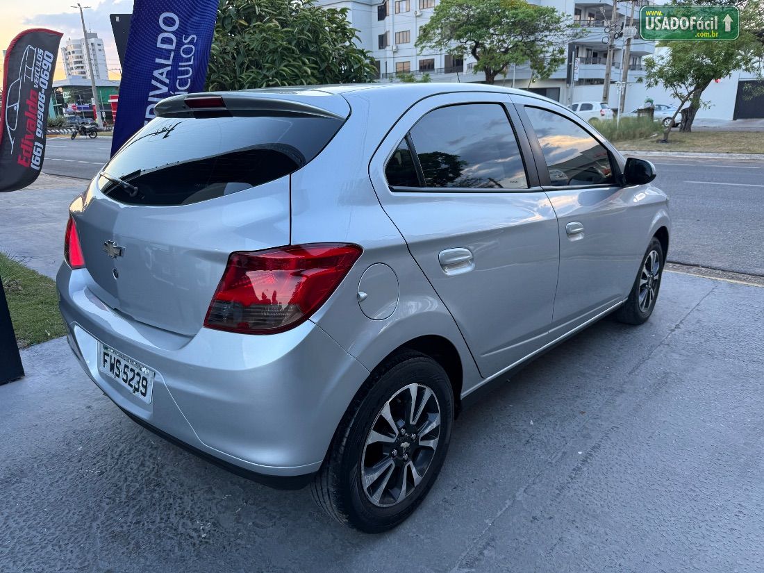 CHEVROLET/GM Onix Hatch LTZ 1.4 Automático Flex 2014/2015 — foto 5 de 11