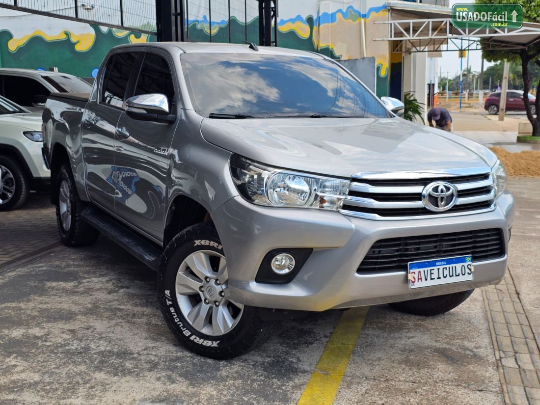 Toyota Hilux SRV CD 2.7 4X2 Automático Flex 2016/2017 — foto 4 de 14