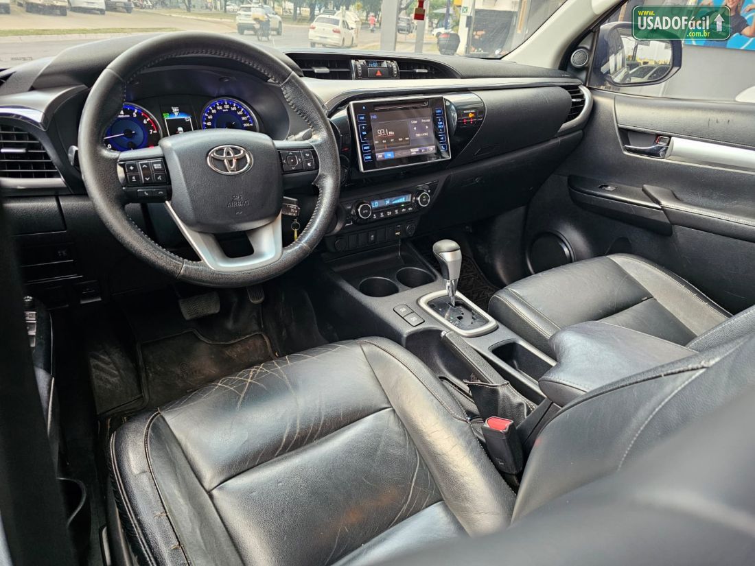 Toyota Hilux SRV CD 2.7 4X2 Automático Flex 2016/2017 — foto 7 de 14