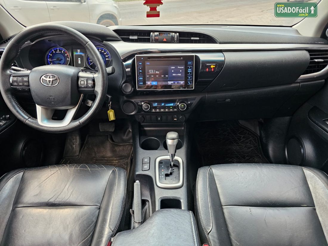 Toyota Hilux SRV CD 2.7 4X2 Automático Flex 2016/2017 — foto 8 de 14