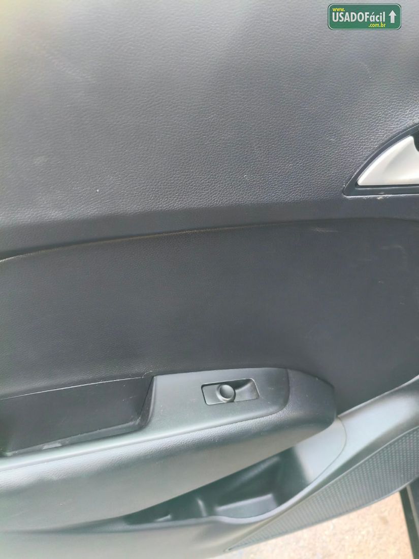 Hyundai HB20 Hatch Comfort Plus 1.6 Automático Flex 2016/2017 — foto 15 de 17