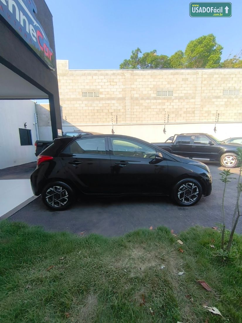 Hyundai HB20 Hatch Comfort Plus 1.6 Automático Flex 2016/2017 — foto 3 de 17