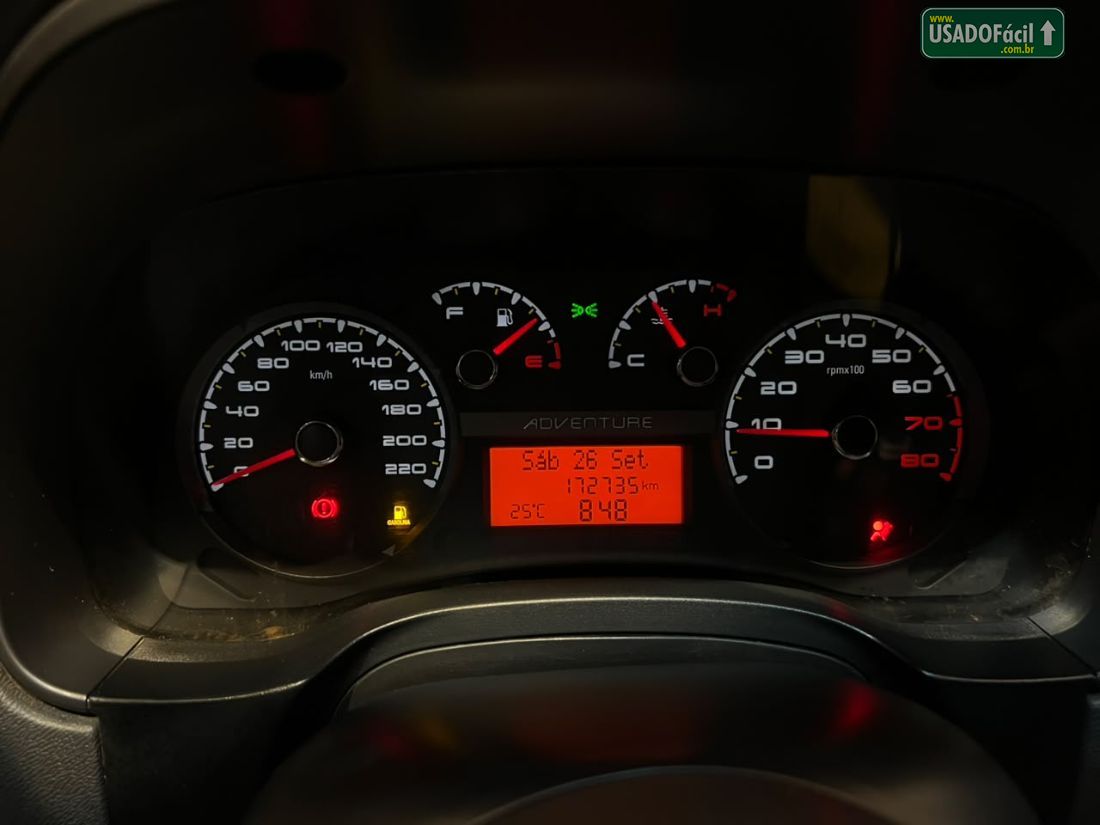 Fiat Strada Adventure Locker CD 1.8 Flex 2014/2014 — foto 4 de 10