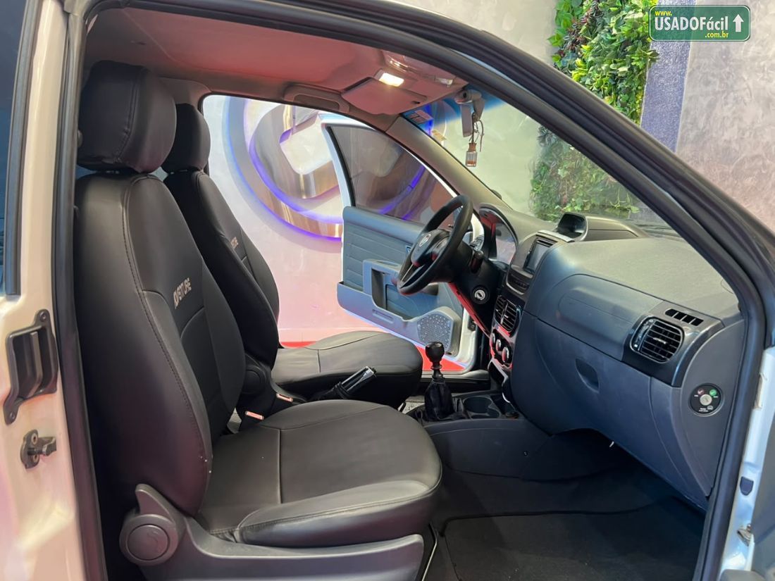 Fiat Strada Adventure Locker CD 1.8 Flex 2014/2014 — foto 7 de 10