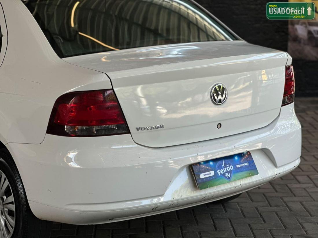 VOLKSWAGEN Voyage 1.6 Total Flex 2012/2013 — foto 6 de 14