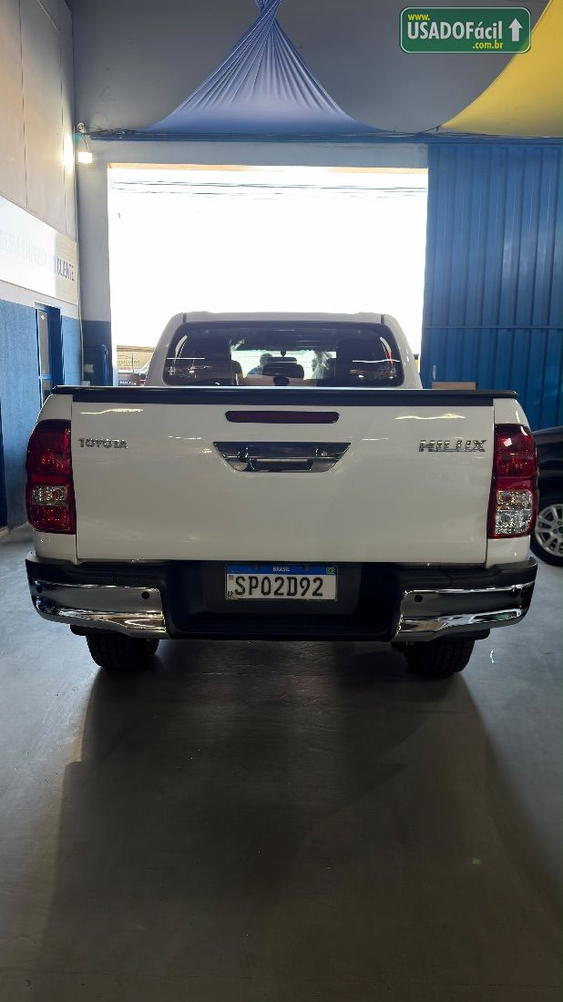 Toyota Hilux SR CD 2.8 4X4 TDI Automático Diesel 2024/2024 — foto 4 de 10