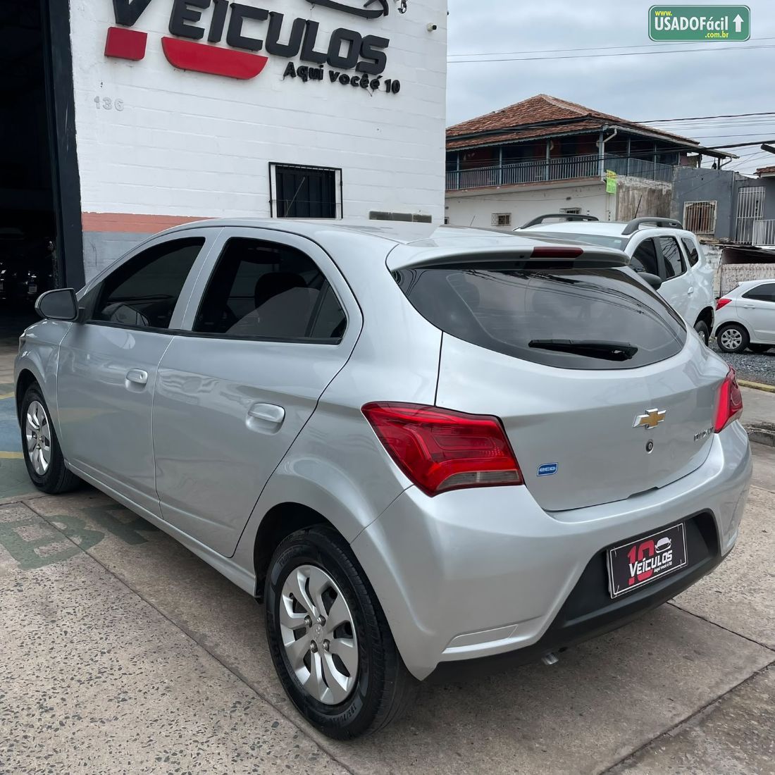 CHEVROLET/GM Onix Hatch LT 1.0 Mecânico Flex 2017/2017 — foto 4 de 10