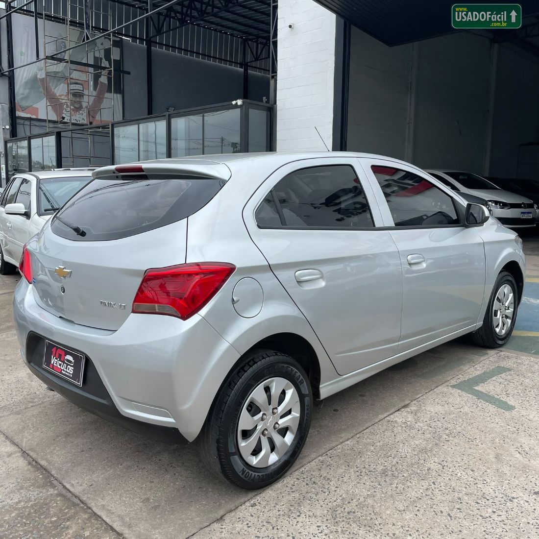 CHEVROLET/GM Onix Hatch LT 1.0 Mecânico Flex 2017/2017 — foto 5 de 10