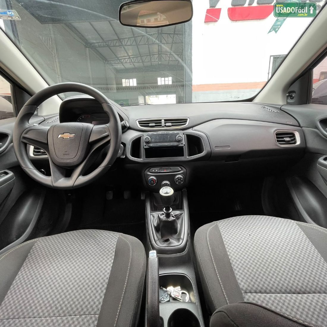 CHEVROLET/GM Onix Hatch LT 1.0 Mecânico Flex 2017/2017 — foto 6 de 10
