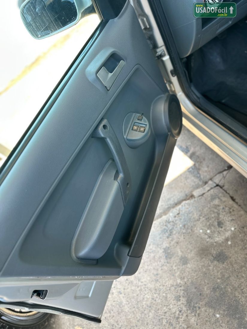 Volkswagen Gol City Trend 1.0 Total Flex 4P 2012/2013 — foto 8 de 13
