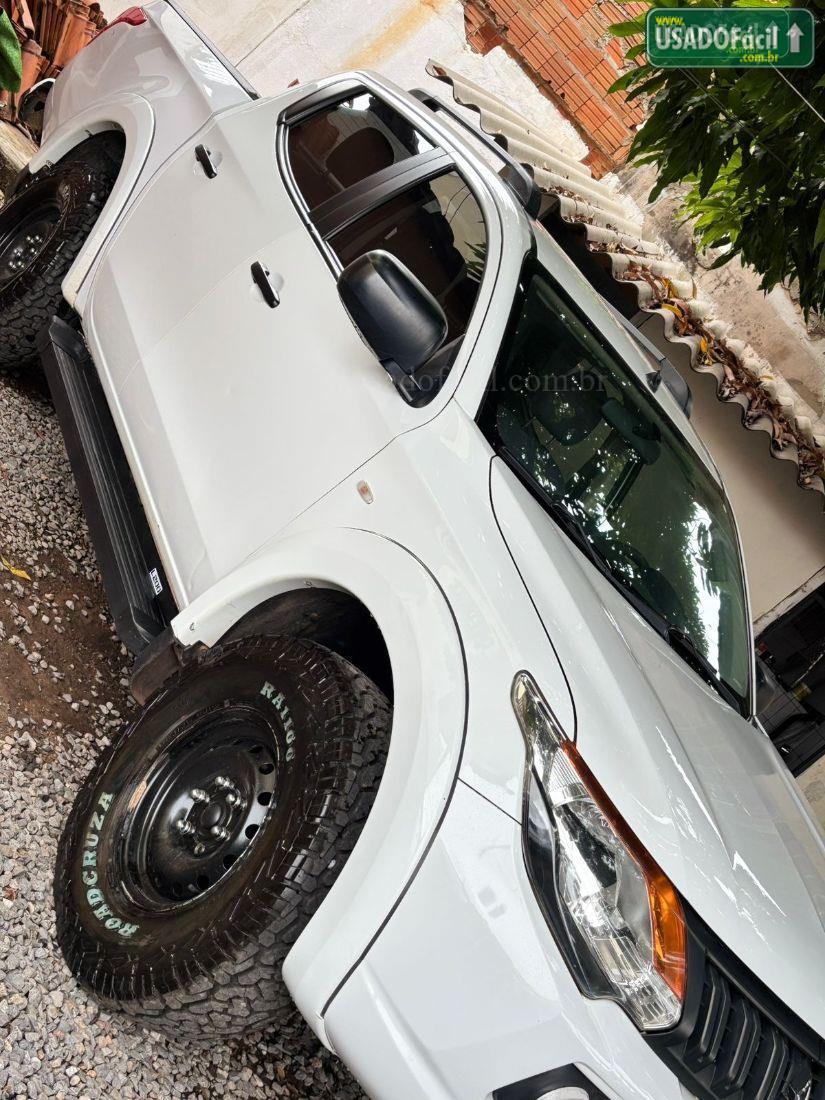 MITSUBISHI L200 Triton Outdoor GLX CD 2.4 4x4 Mecânico Diesel 2022/2023 — foto 4 de 10