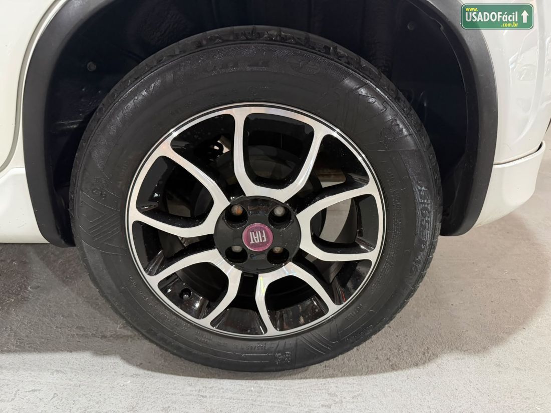 Fiat Uno Sporting 1.4 EVO Fire Flex 4P 2012/2013 — foto 11 de 11