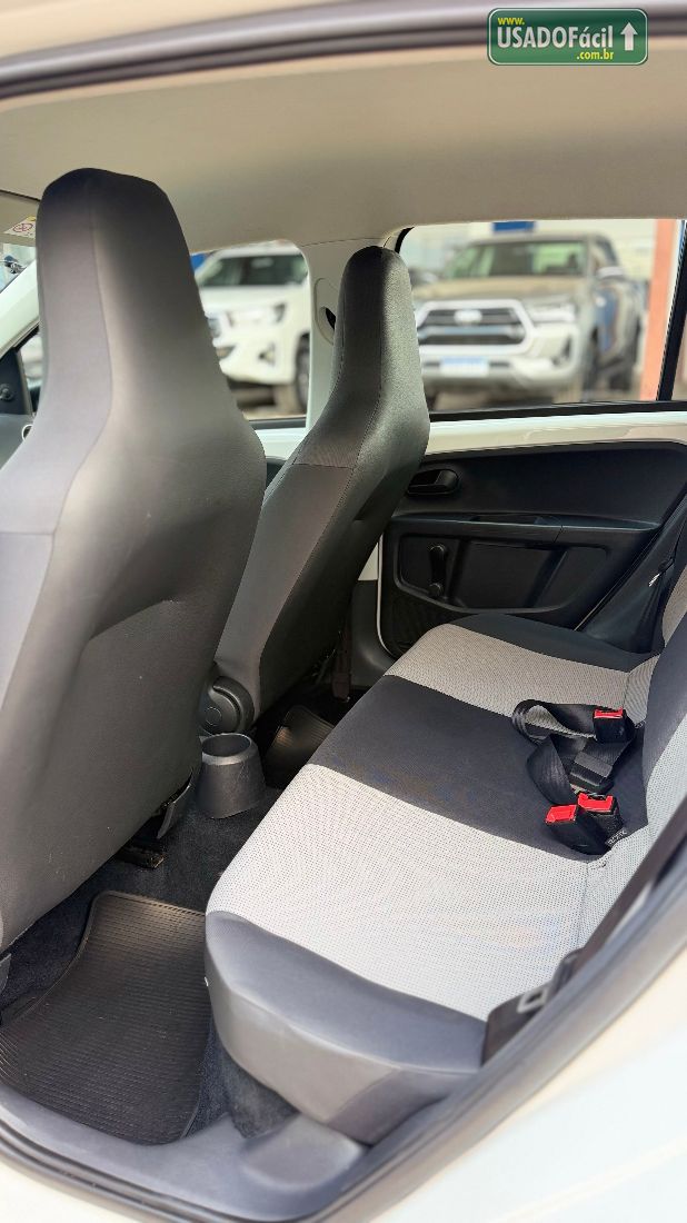Volkswagen Up! Take 1.0 Total Flex 5P 2016/2017 — foto 11 de 11